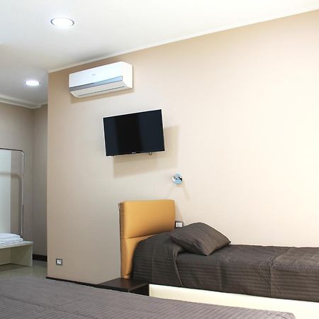 Hotel Gran Torino Rome Exterior photo